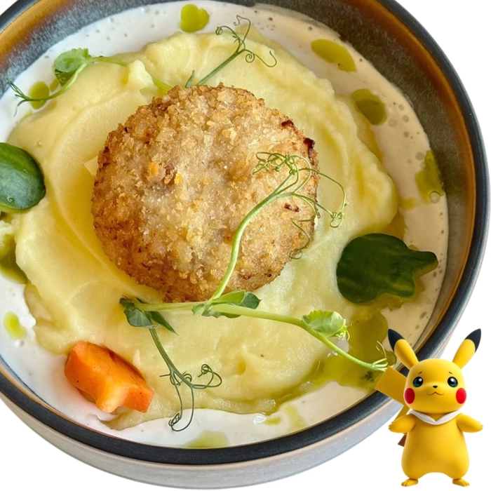 Фирменная котлета «Пикачу» с пюре.